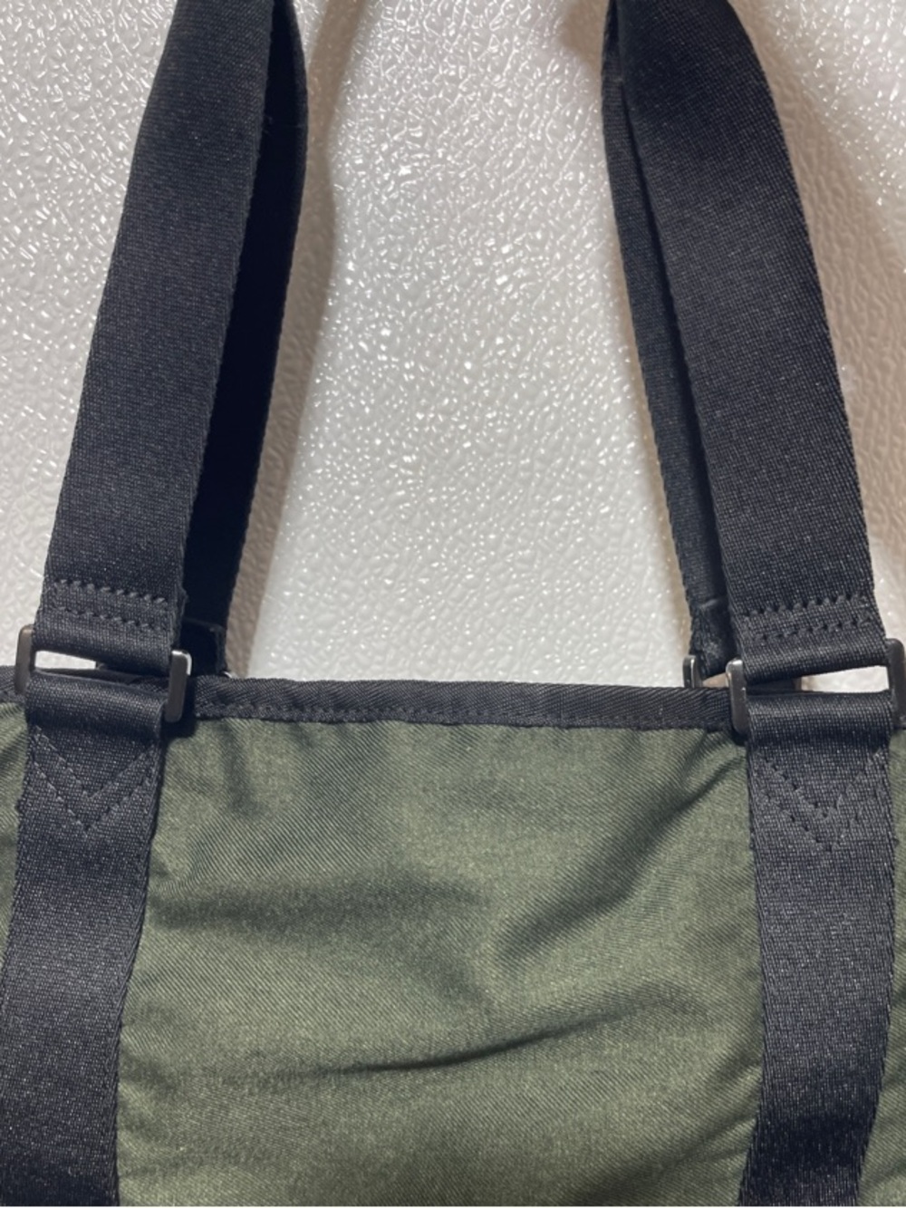 2/$40 Nike Olive Green Messenger Tote with Black Straps - Picture 10 of 10